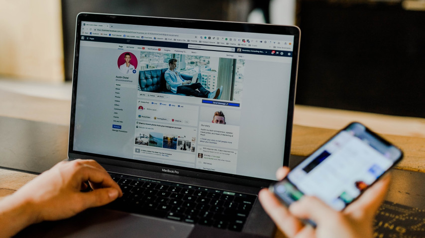 Soziale Medien - Facebook Profil